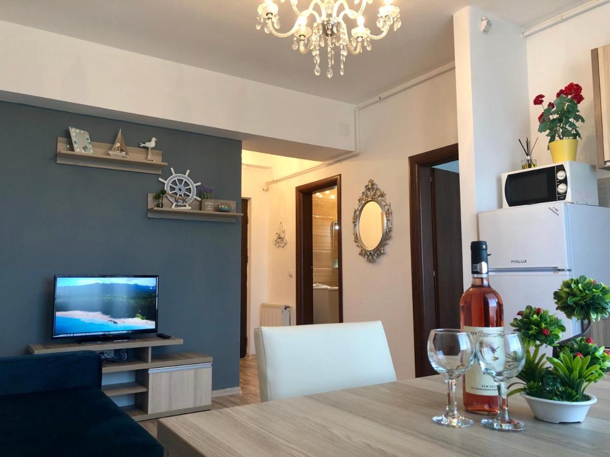 Valy Apartments Summerland Mamaia Exterior foto