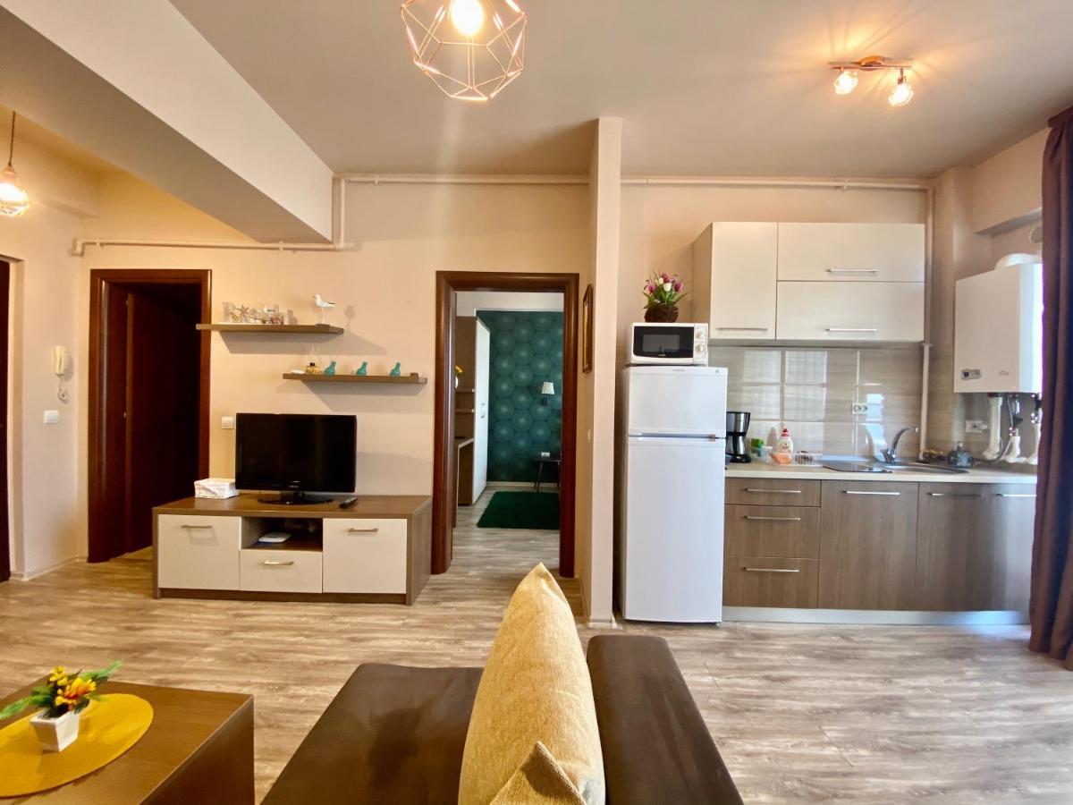 Valy Apartments Summerland Mamaia Exterior foto