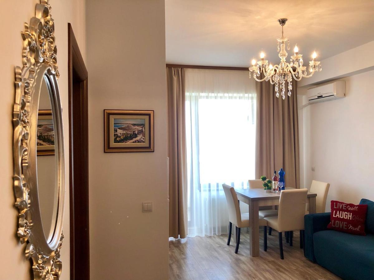Valy Apartments Summerland Mamaia Exterior foto