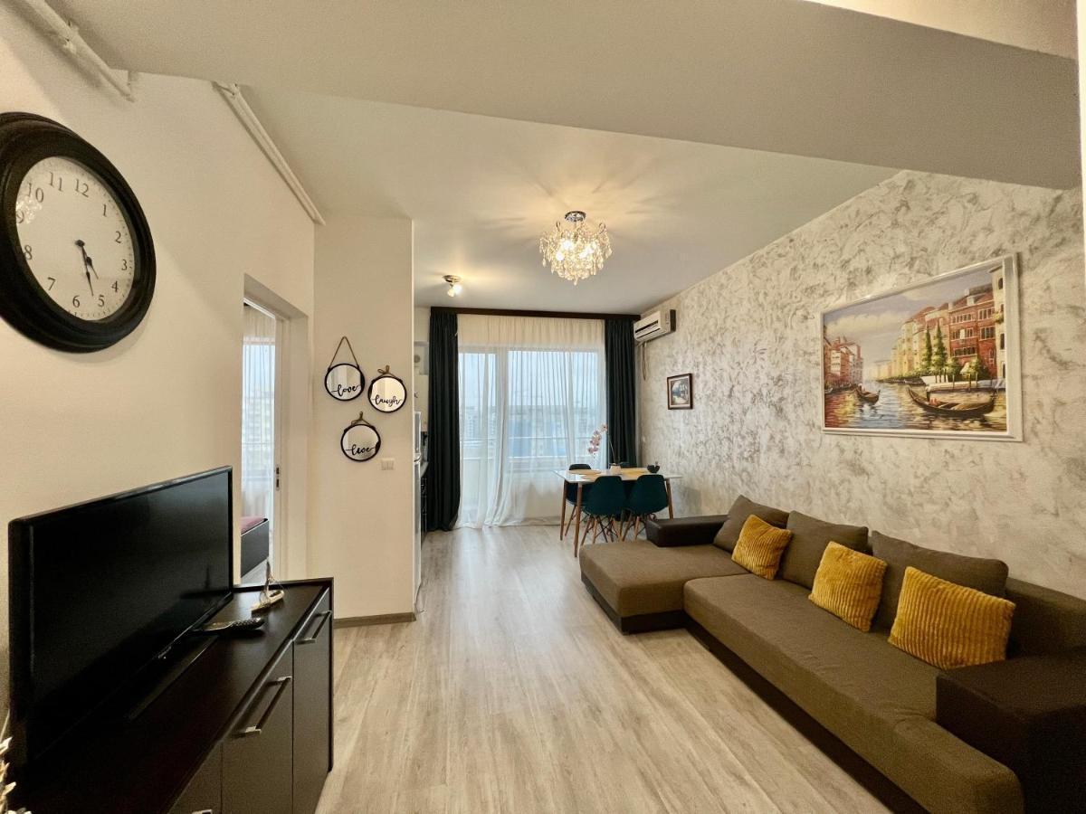 Valy Apartments Summerland Mamaia Exterior foto