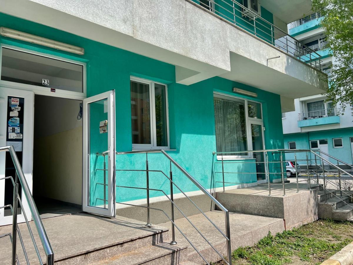 Valy Apartments Summerland Mamaia Exterior foto
