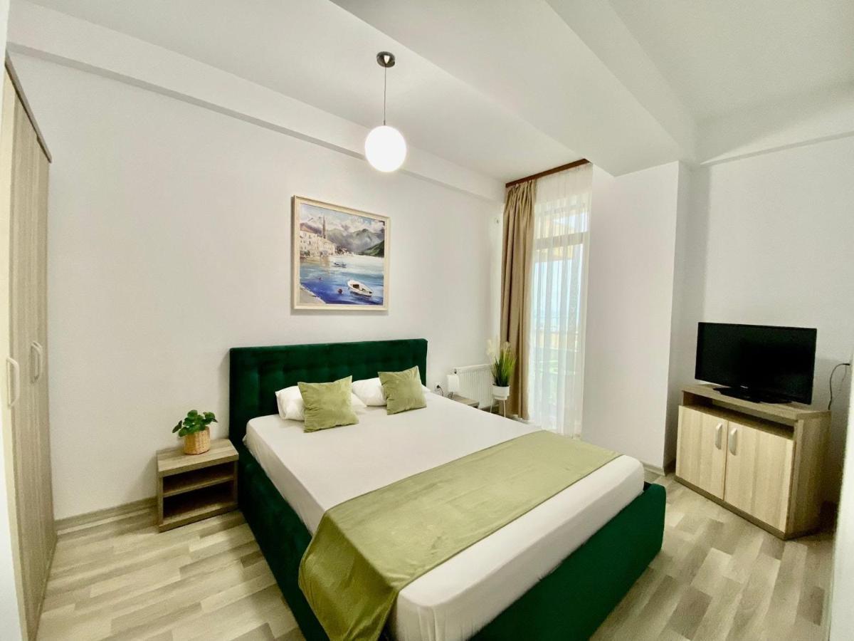 Valy Apartments Summerland Mamaia Exterior foto