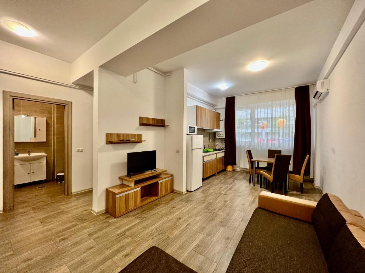 Valy Apartments Summerland Mamaia Exterior foto