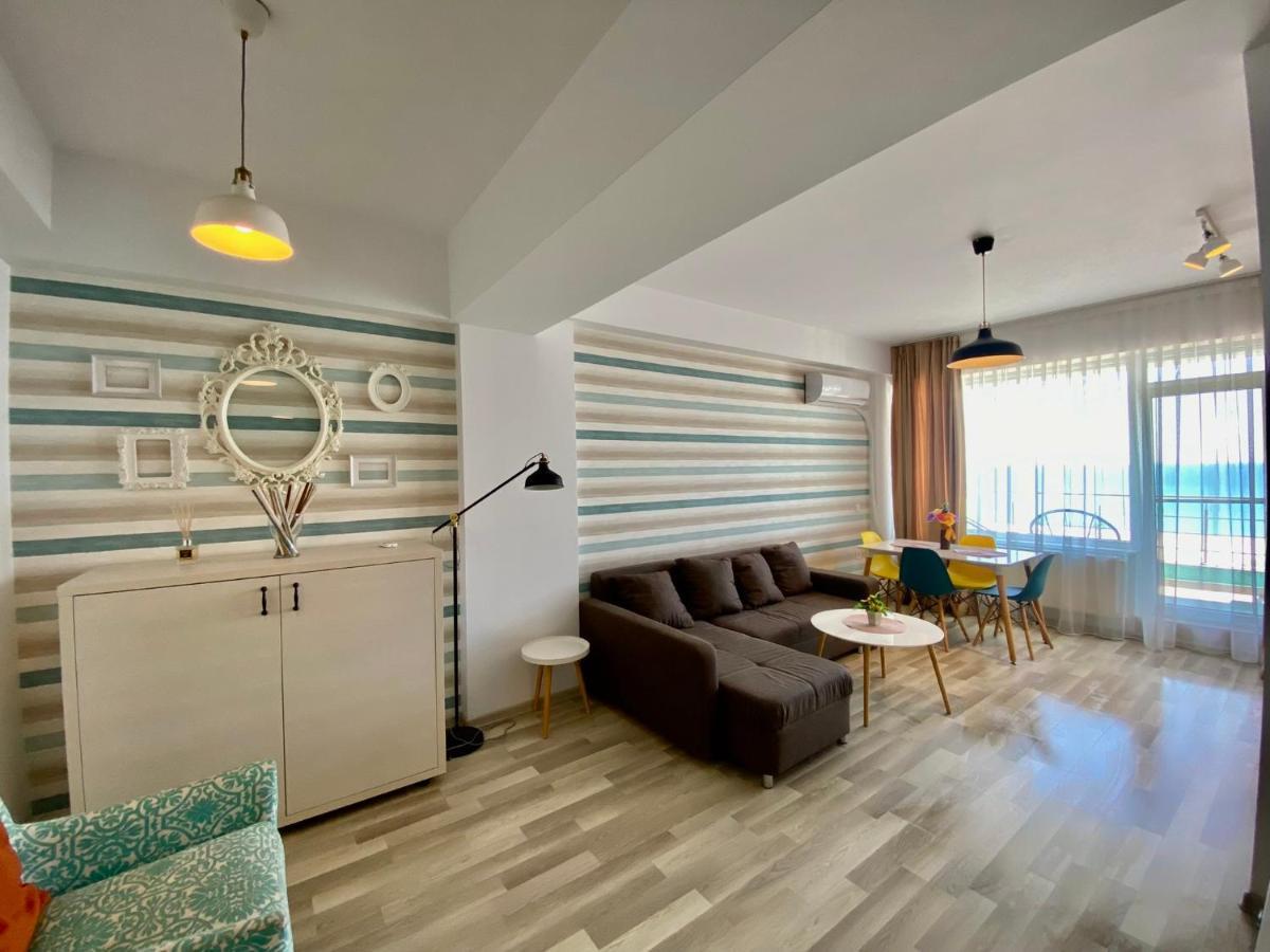 Valy Apartments Summerland Mamaia Exterior foto